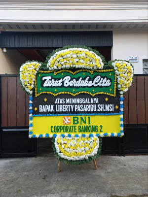 Papan Bunga Duka di Amasangan