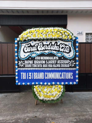 Papan Bunga Duka di Amasangan